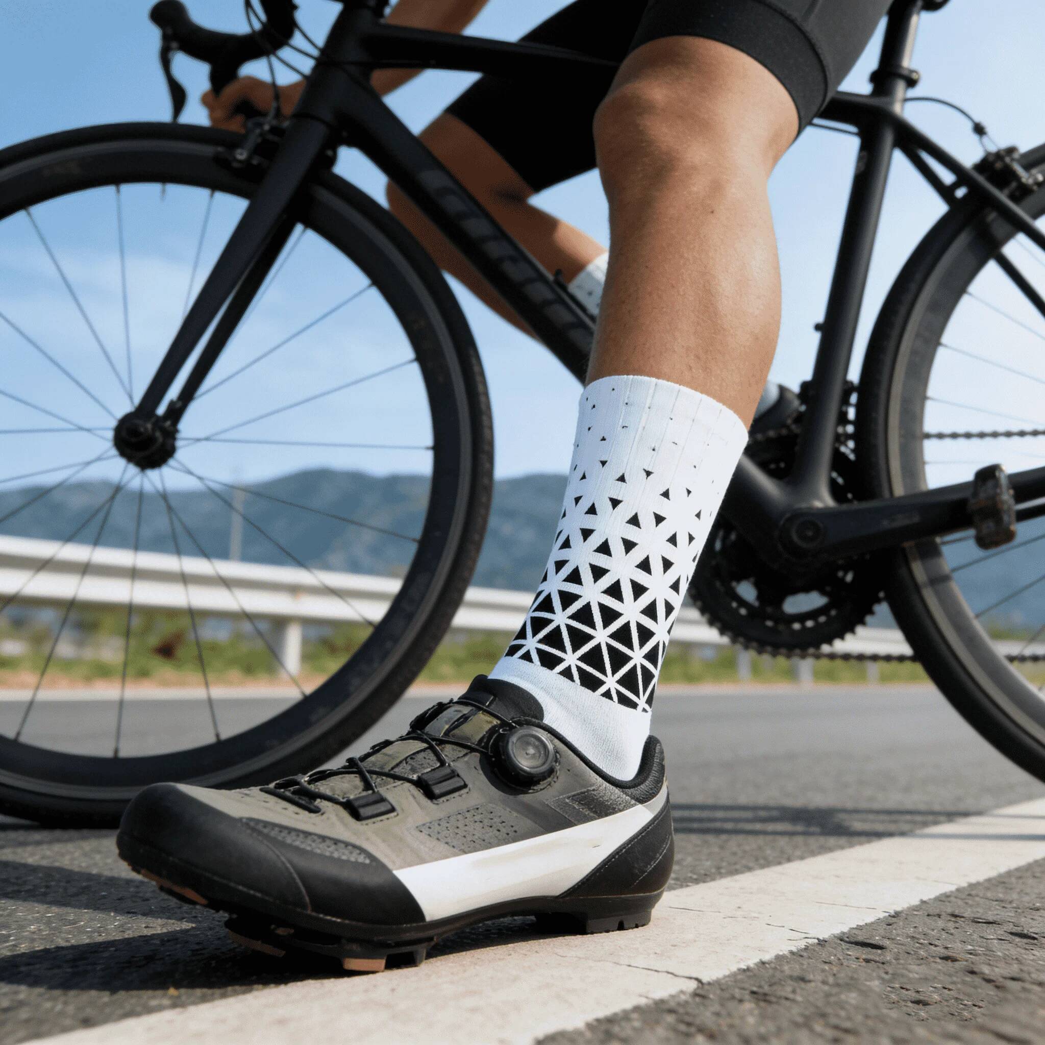 Kaos Kaki Bersepeda Profesiona - Cycling Gear Man ulasan dan harga